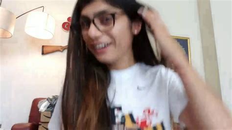 videos porno de mia kalifa|Vidéos Porno de Mia Khalifa 